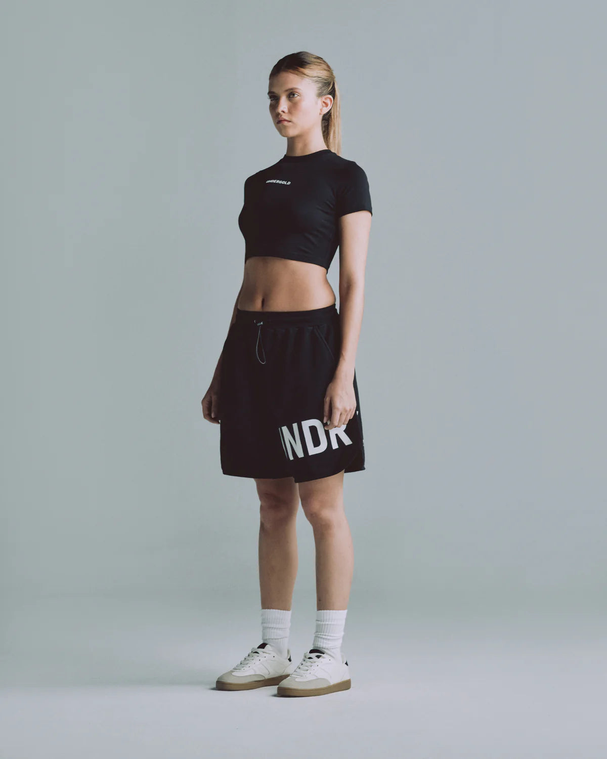 BASICS BABY TEE BLACK