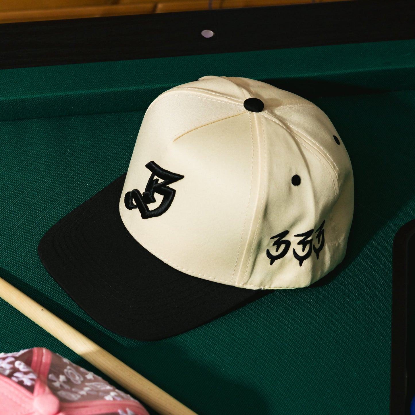 BLESSD MERCH | 333 BEIGE/NEGRO