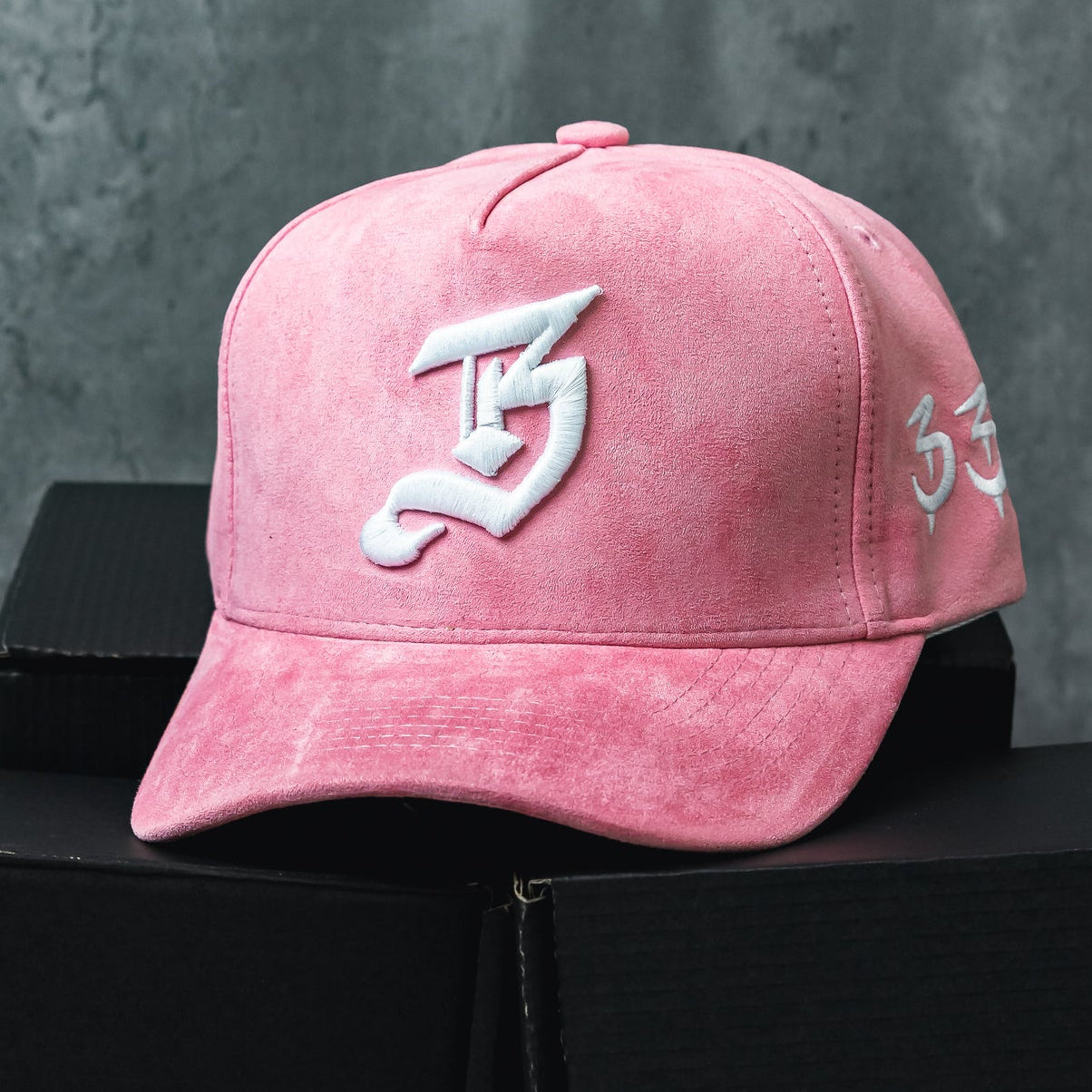 BLESSD MERCH | 333 ROSA GAMUZA