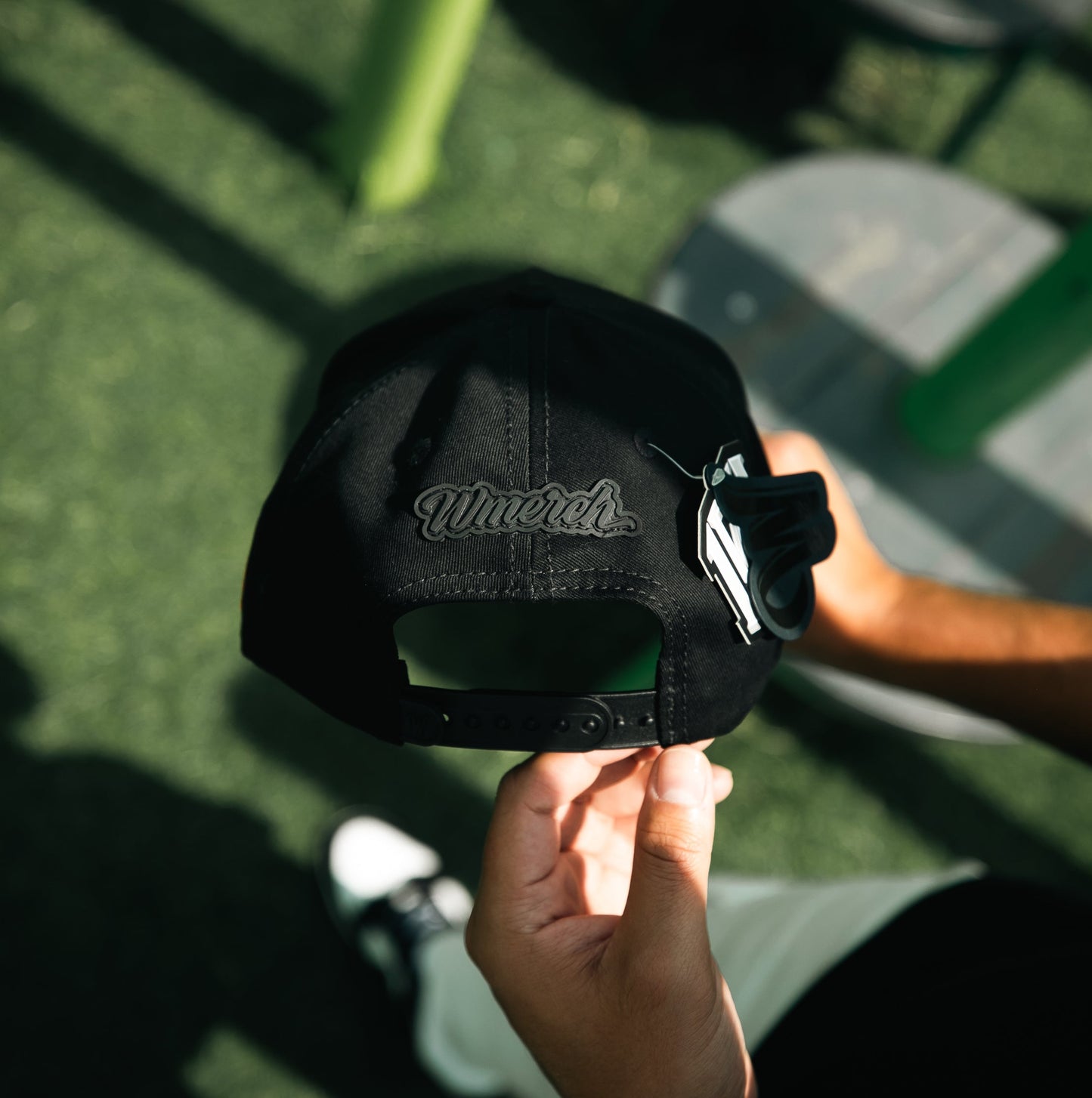 W Merch | Black Red Edition