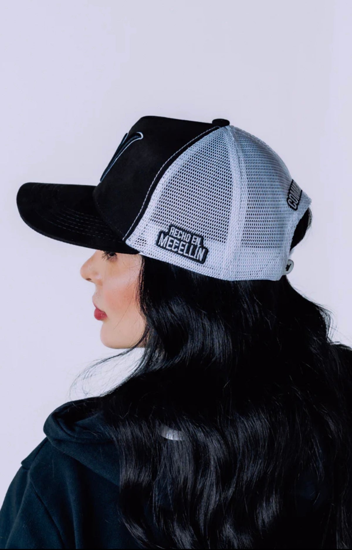 W Merch W MERCH | CLASSIC W BLACK AND WHITE EDITION – JD Caps Shop