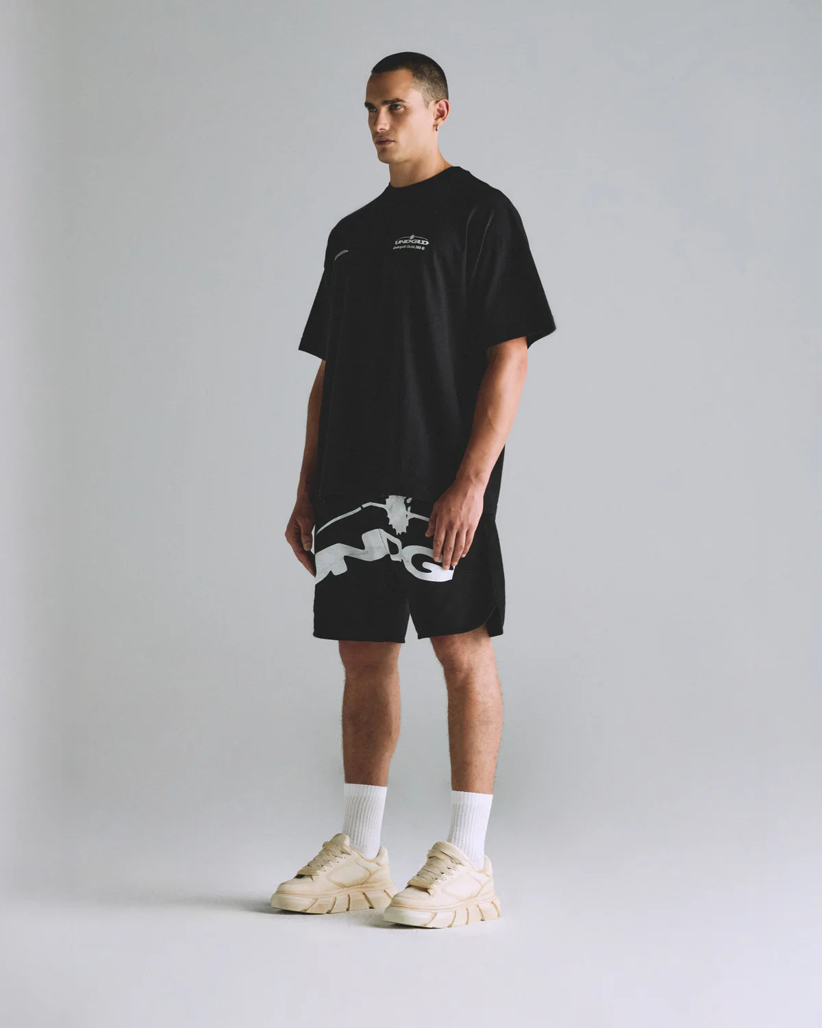 HELIOS PHASES TSHIRT BLACK
