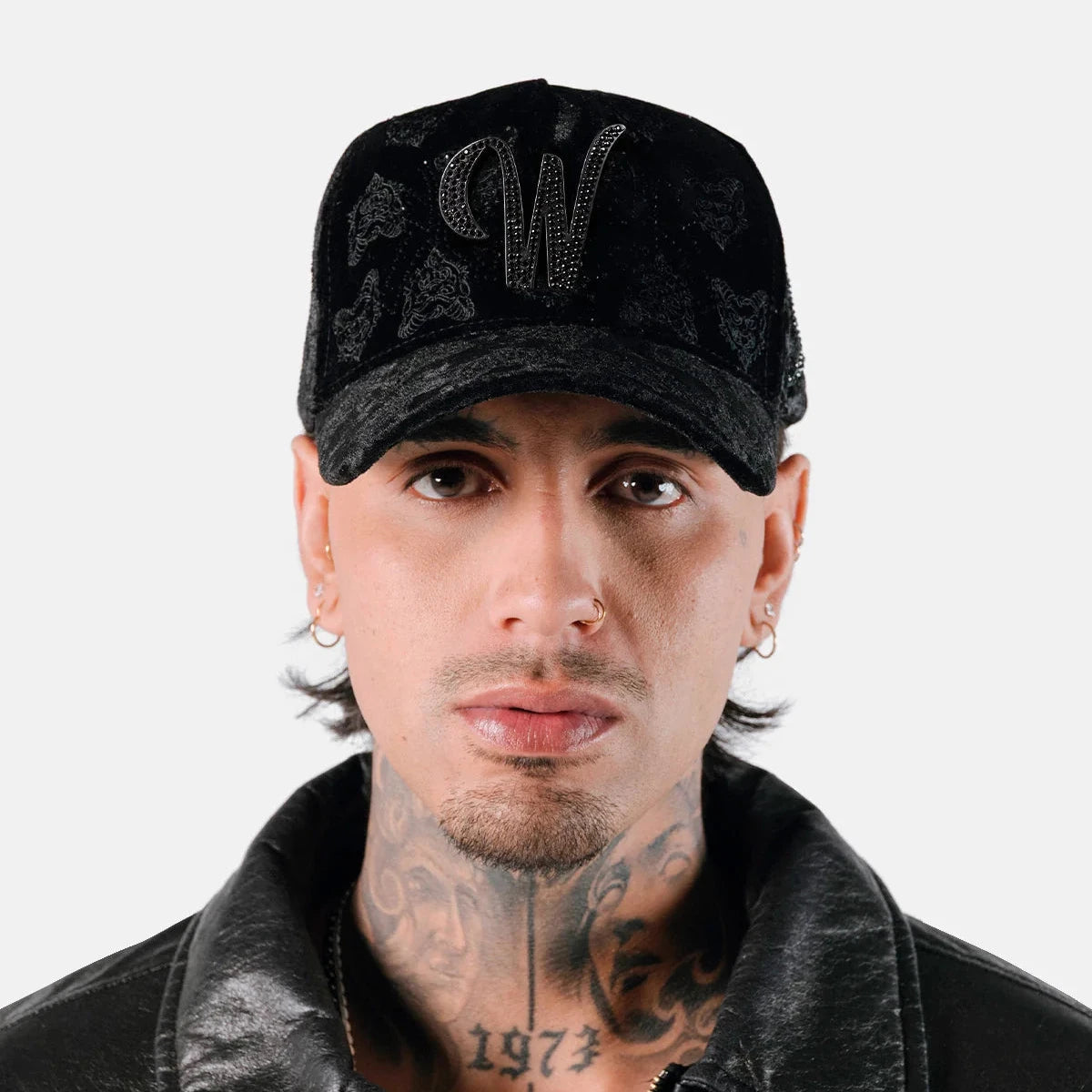 W MERCH x Kris R | PICO Y CHAO