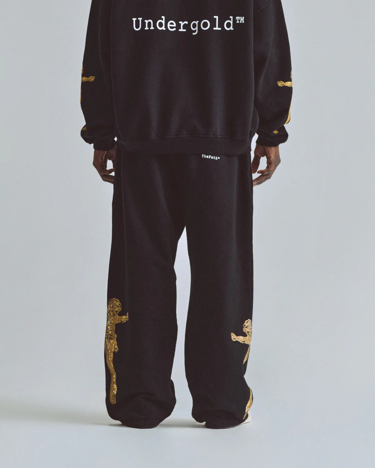 THE PATH GOLDEN CHRIST STRAIGHTPANTS BLACK